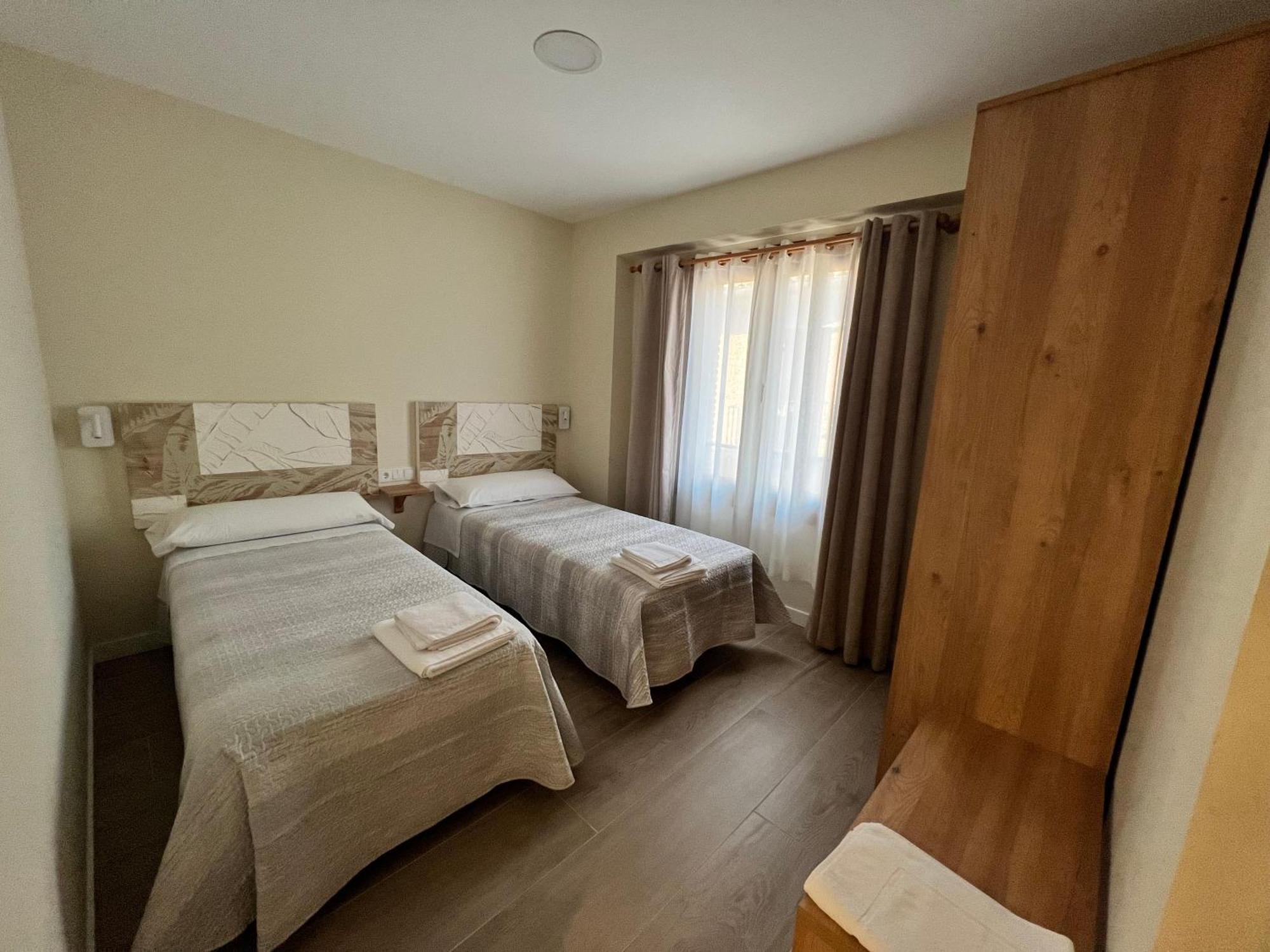 Pension Casa Carmen เอสเตลลา ภายนอก รูปภาพ
